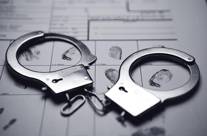 Substitute RecordsFinder.com information for an official criminal background check